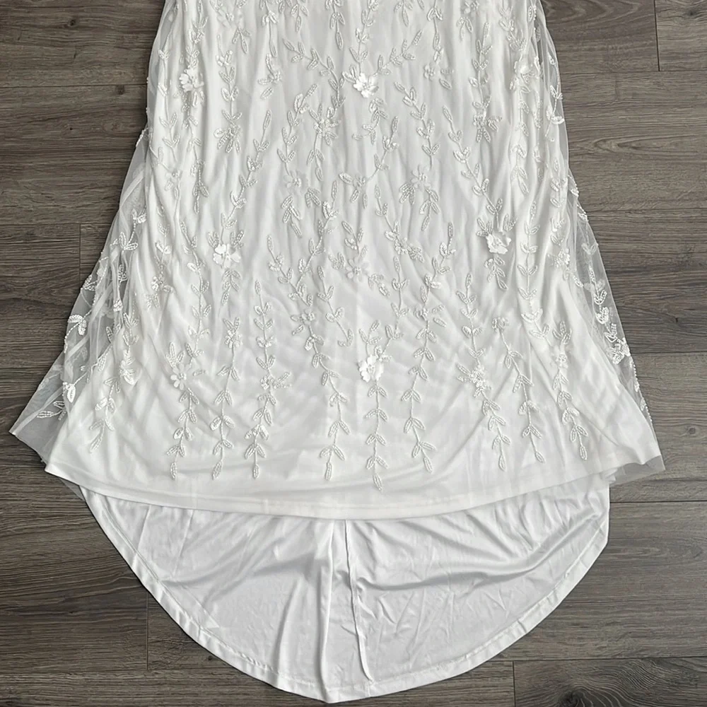 Lulu's White Embellished Square-Neck Wedding Gown - Picture 7 of 12